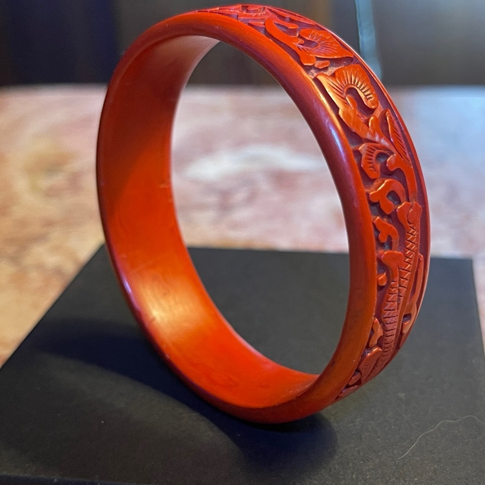 Vintage Chinese  Cinnabar Bangle